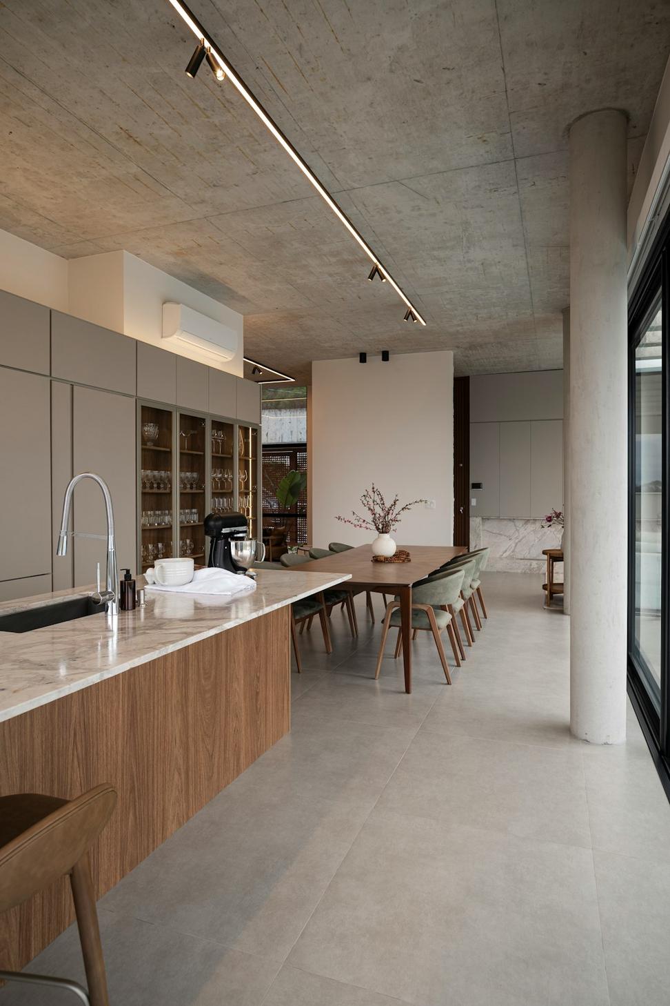 Roncesvalles Kitchen Overhaul